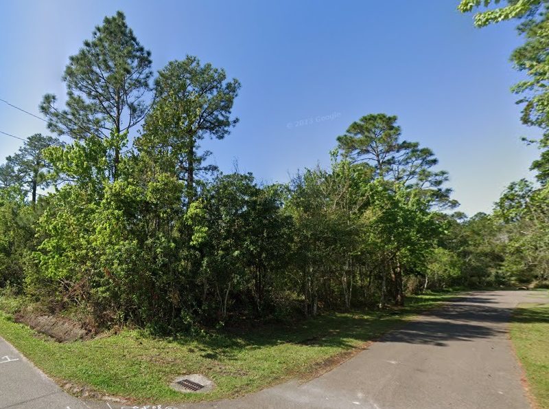 W 5th Ave, Chuluota, FL 32766